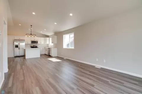6891 Thomas St, Horace, ND 58047 photo 18