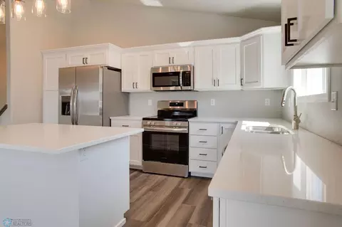 6891 Thomas St, Horace, ND 58047 photo 12