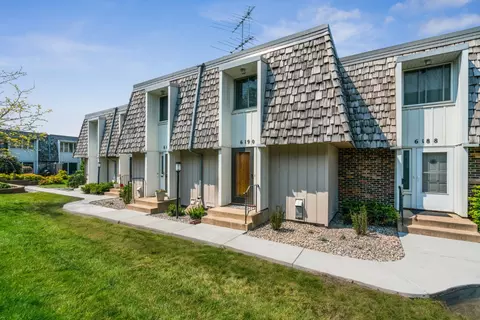 6190 Golden Valley Rd, Golden Valley, MN 55422