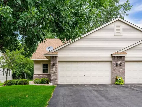 313 Allen Ave, Little Canada, MN 55117