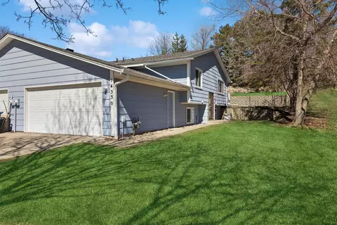 14330 40th Pl N, Plymouth, MN 55446