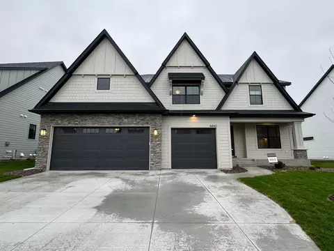 16840 48th Ave, Plymouth, MN 55446