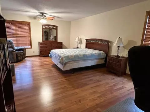 285 13th St, Windom, MN 56101 photo 22