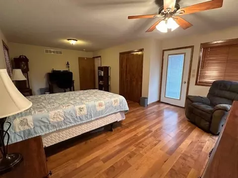 285 13th St, Windom, MN 56101 photo 23