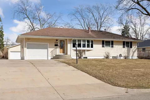 5930 June Ave N, Brooklyn Center, MN 55429