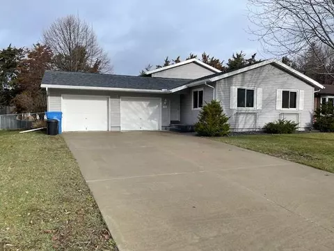 745 52nd Ave, Goodview, MN 55987