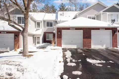 11725 Ryan Cir #1207, Burnsville, MN 55337
