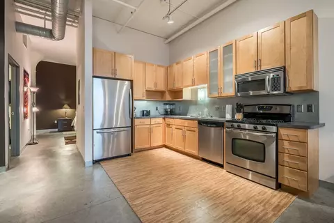 250 Park Ave #412, Minneapolis, MN 55415