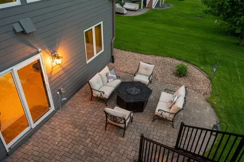 6820 Ruby Ln, Chanhassen, MN 55317 photo 74