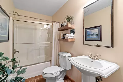 6820 Ruby Ln, Chanhassen, MN 55317 photo 56