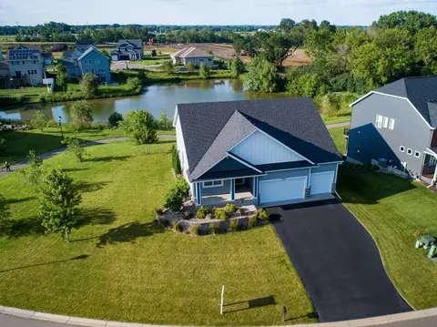 18764 Huxley Ave, Lakeville, MN 55044