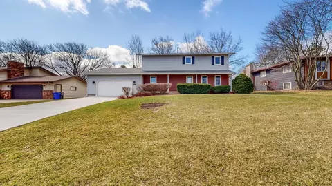 302 4th St NW, Byron, MN 55920