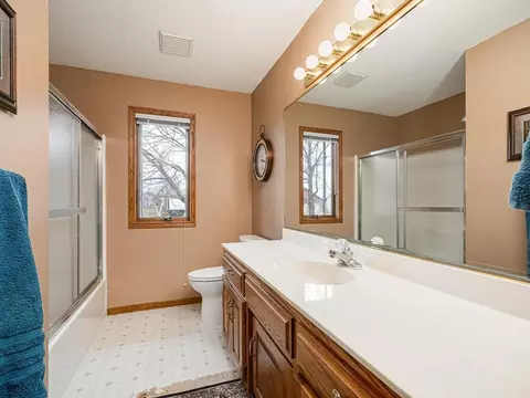 7120 Rolling View Dr, Saint Cloud, MN 56303 photo 12