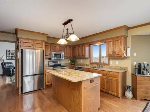 7120 Rolling View Dr, Saint Cloud, MN 56303 photo 8