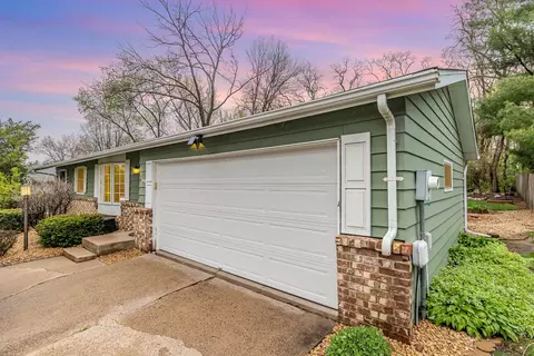 7852 73rd St S, Cottage Grove, MN 55016