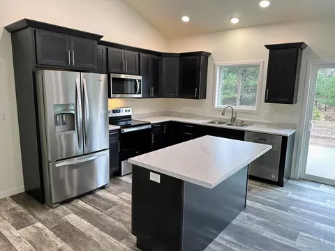 Kitchen - 907 8th Ave NW, Perham, MN 56573 photo 3 of 5