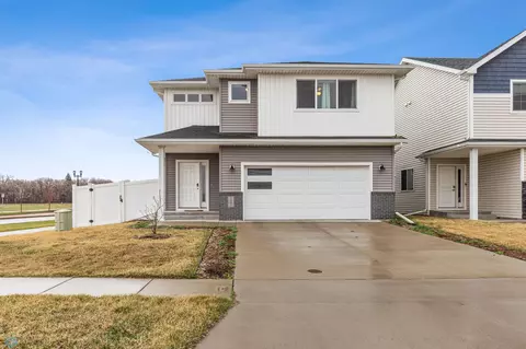 2601 5th Ct W, West Fargo, ND 58078