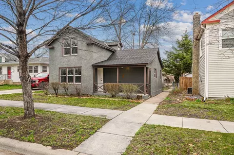 206 N Ash St, Chaska, MN 55318