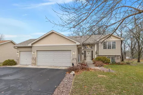 13051 7th Ave S, Zimmerman, MN 55398