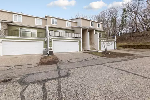 12954 Pleasant Ave, Burnsville, MN 55337