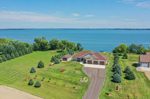 25163 119th St, Lowry, MN 56349