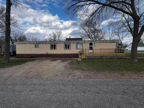 202 E St Olaf Ave, Belview, MN 56214