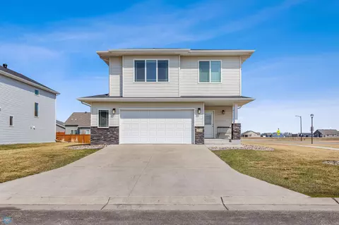 1316 Southwood Dr, Dilworth, MN 56529