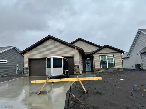 683 Rania Way W, West Fargo, ND 58078