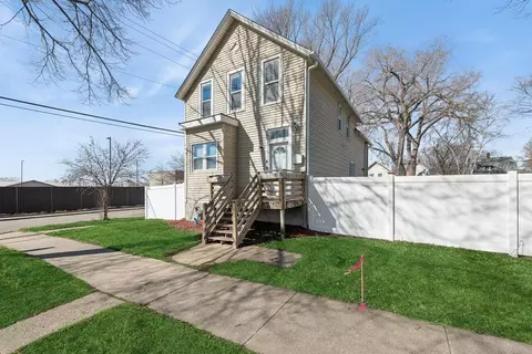 841 Marion St, Saint Paul, MN 55117
