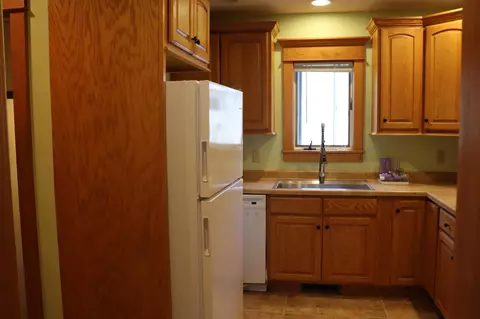 221 Anthony St SE, Willmar, MN 56201 photo 20
