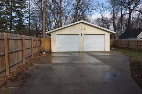 221 Anthony St SE, Willmar, MN 56201 photo 6