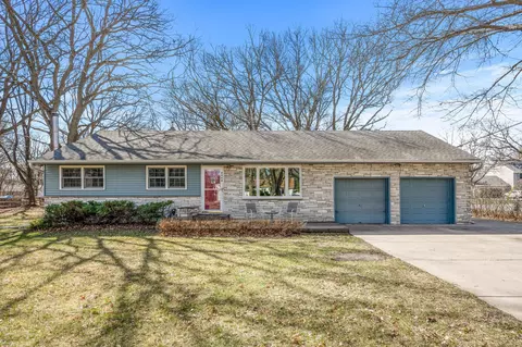 8088 Sunnyside Rd, Mounds View, MN 55112