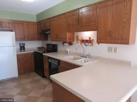 2104 9th St E, Glencoe, MN 55336 photo 7