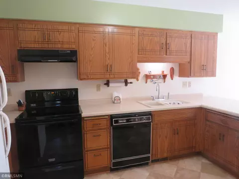 2104 9th St E, Glencoe, MN 55336 photo 8