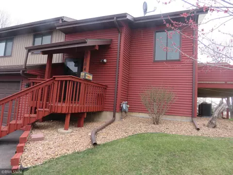 2104 9th St E, Glencoe, MN 55336 photo 2
