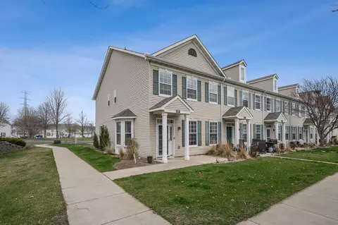 600 Providence Dr, Shakopee, MN 55379