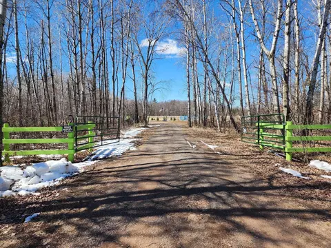 18625 Feather Ln, Pokegama Twp, MN 55063