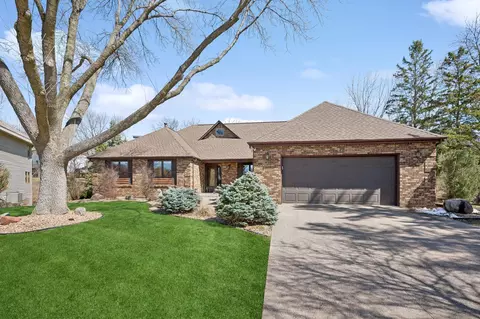 1519 Mcclung Dr, Arden Hills, MN 55112