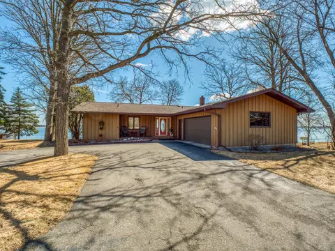3042 Birchmont Dr NE, Bemidji, MN 56601