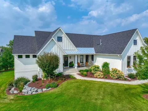 3518 Pete Miller Trl N, Stillwater, MN 55082