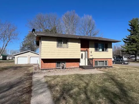 600 12th St SW, Little Falls, MN 56345