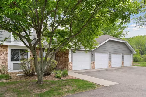 5664 Sanibel Dr #908, Minnetonka, MN 55343