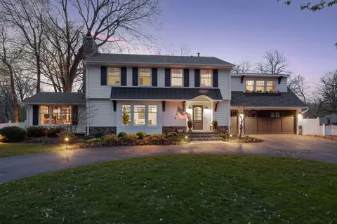 Exterior - 18202 Shavers Lake Dr, Deephaven, MN 55391 photo 16 of 16