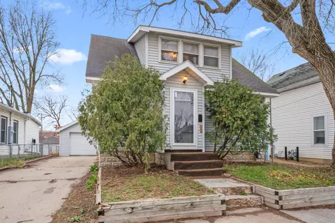 613 4th Ave SE, Rochester, MN 55904