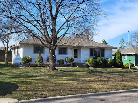 3225 67th Ave N, Brooklyn Center, MN 55429