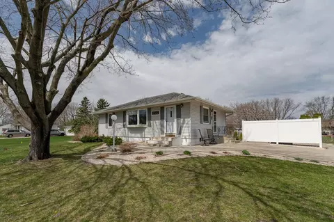 1409 27th St SE, Rochester, MN 55904