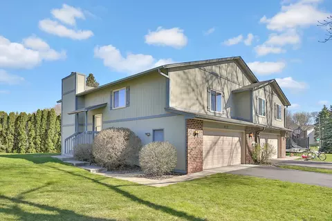 4317 Thornhill Ln, Vadnais Heights, MN 55127
