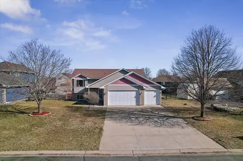 13351 3rd Ave S, Zimmerman, MN 55398