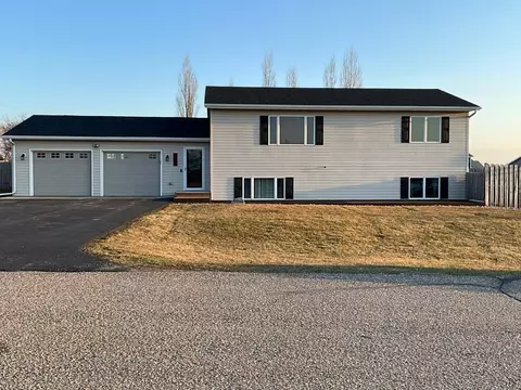 102 7th St W, Carlos, MN 56319
