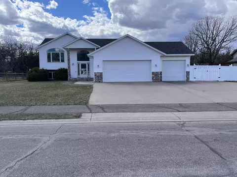 11182 Brenda Blvd SE, Becker, MN 55308